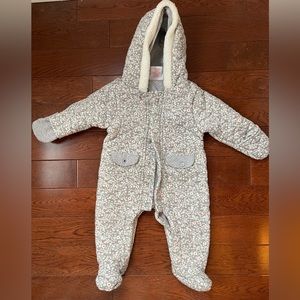 2 for $10 - Quilted floral  onesie , worn once , size 3-6 months